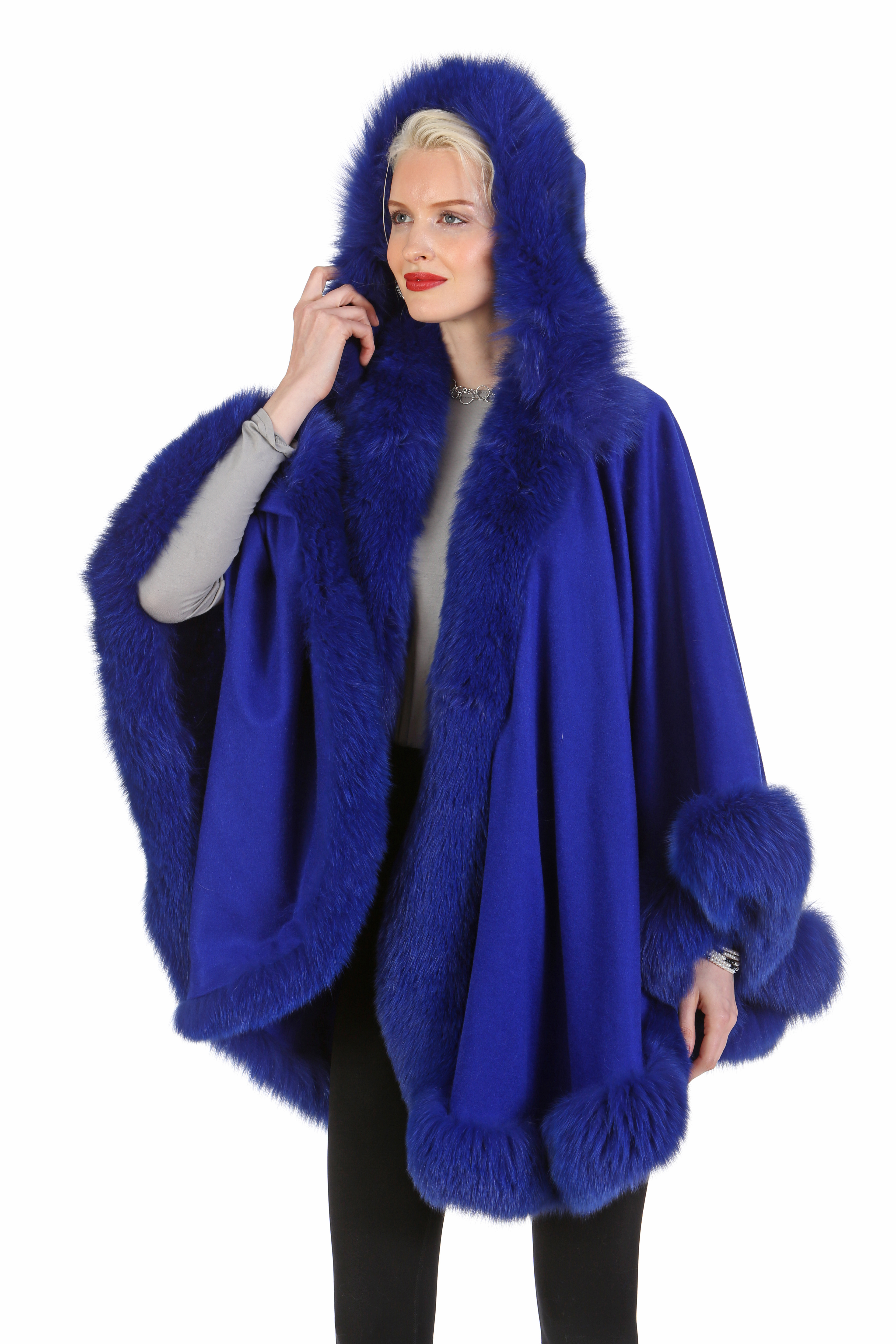 NEW AMAZING BEAUTIFUL CASHMERE CAPE WITH ARCTIC FOX FUR TRIM TOP QUALITY 